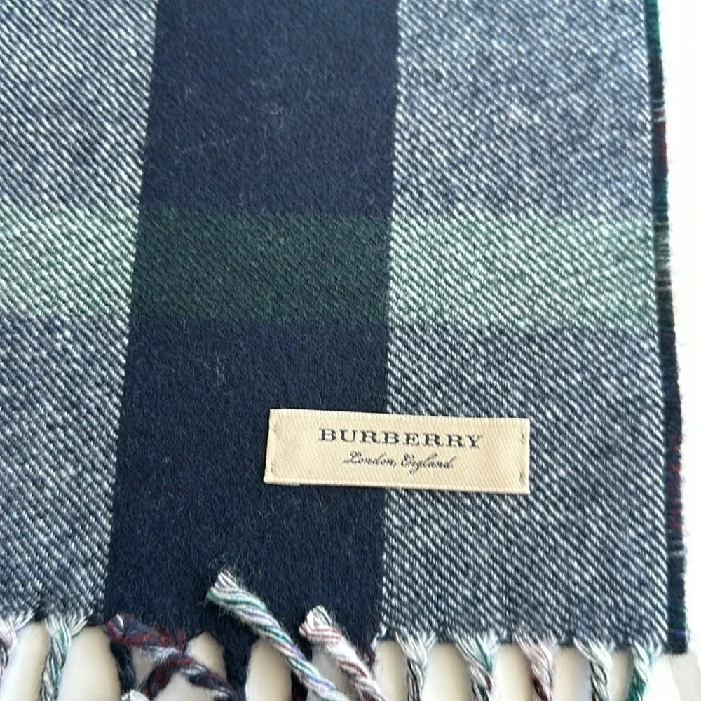 Burberry Plaid Check Wool Scart